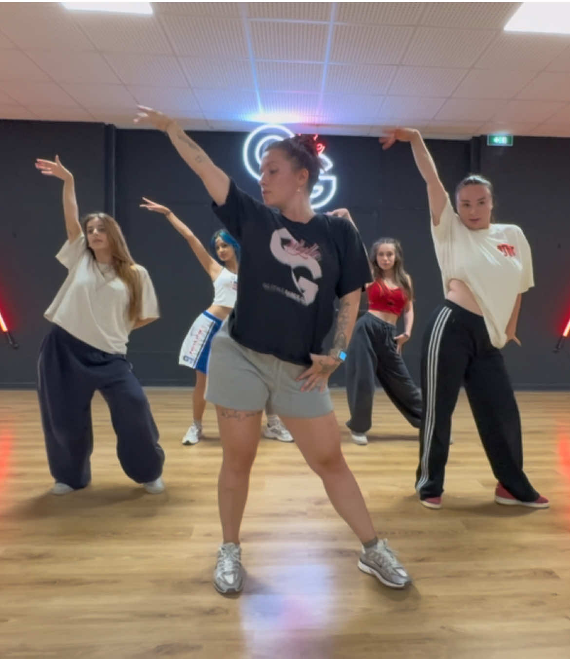 @DANCEBYEMY