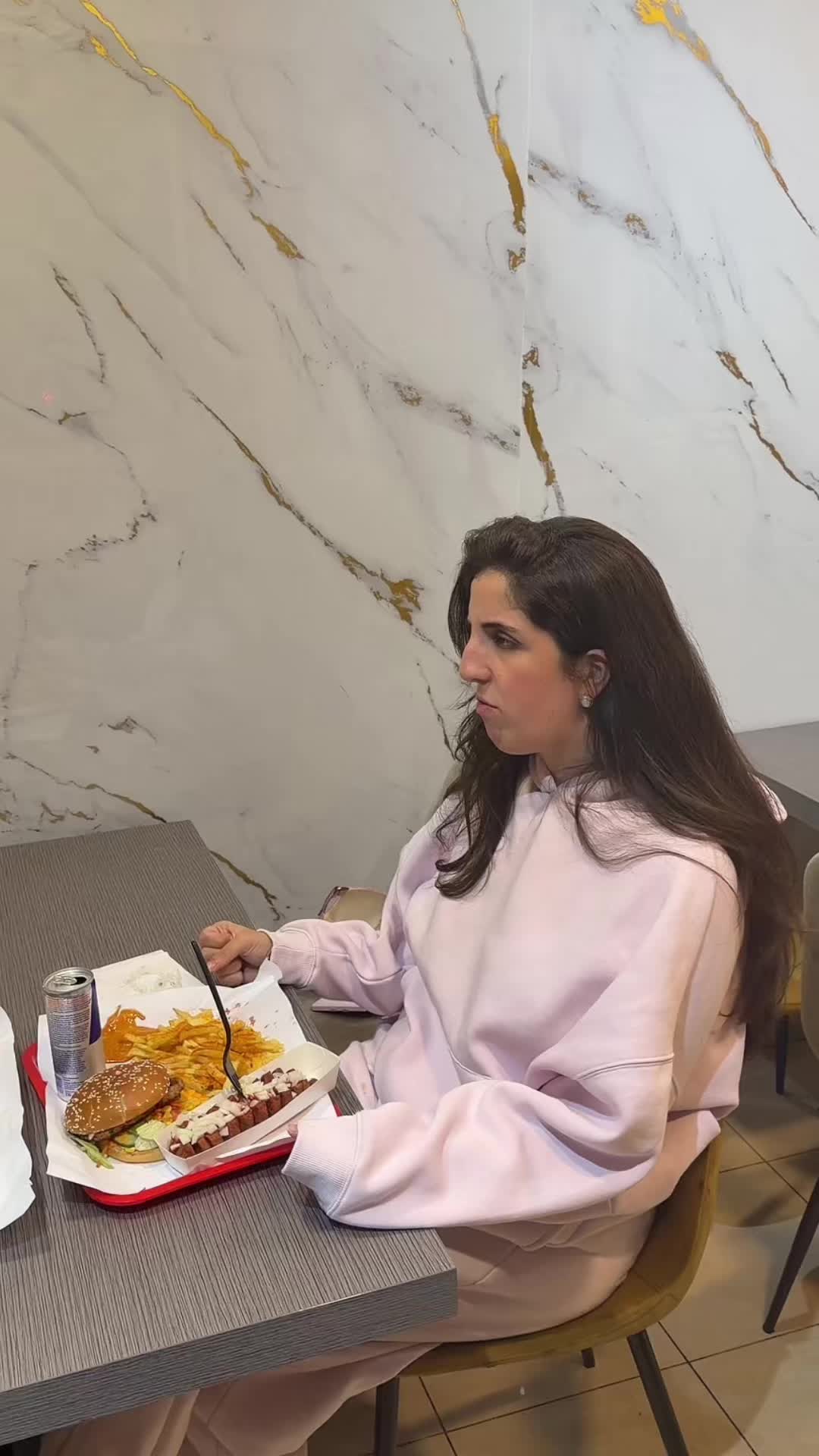 @Raniaiaia