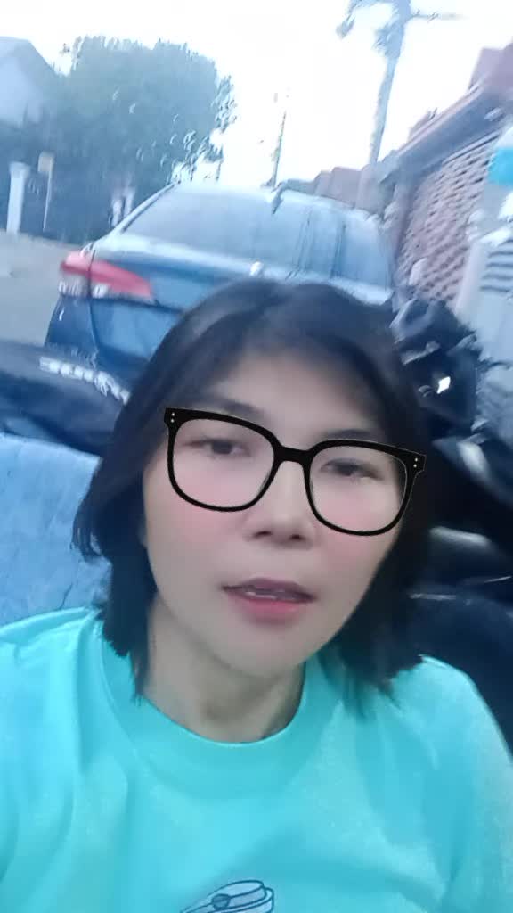 @Q