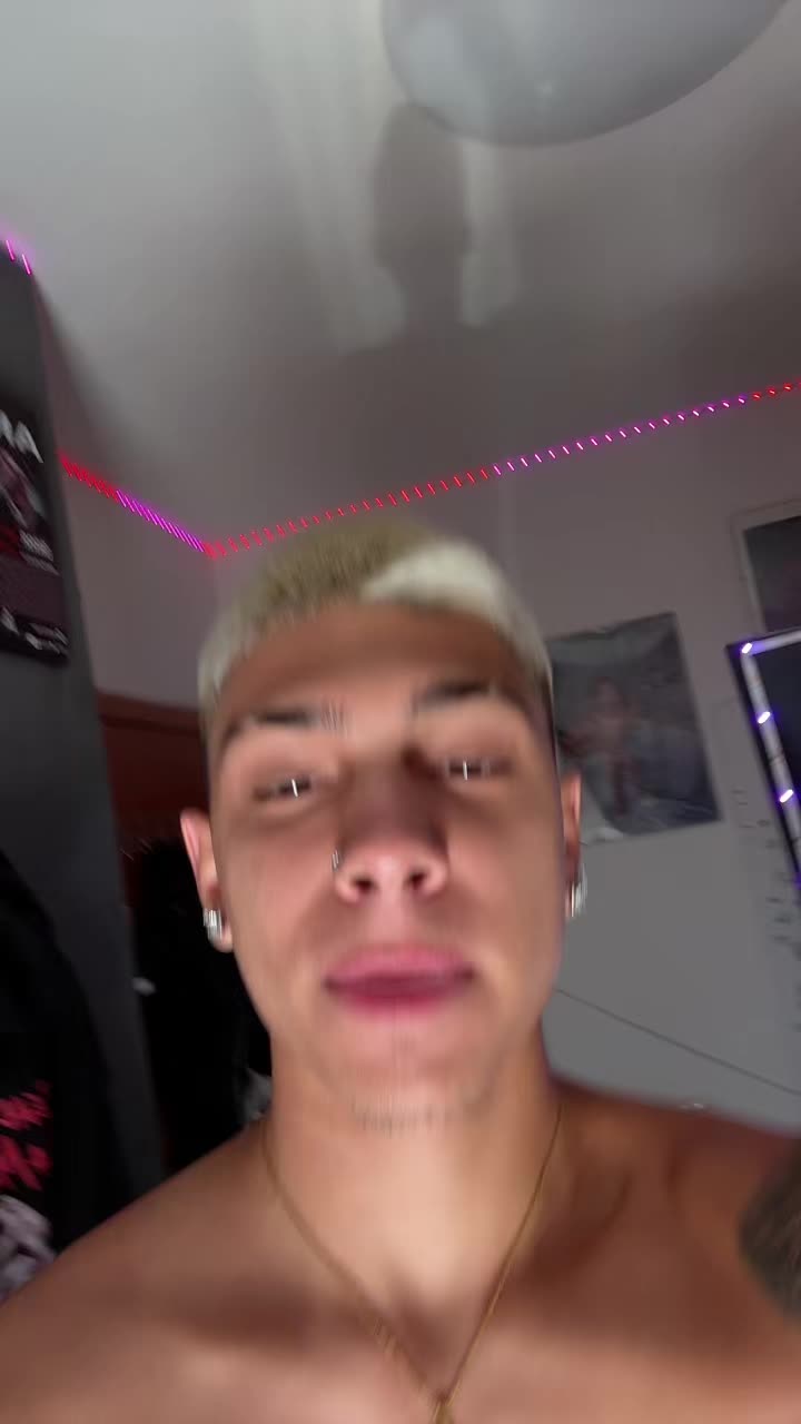 @๐๐๐ต๐ช๐ท
