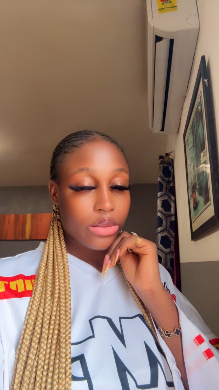 @simply tina 🇳🇬