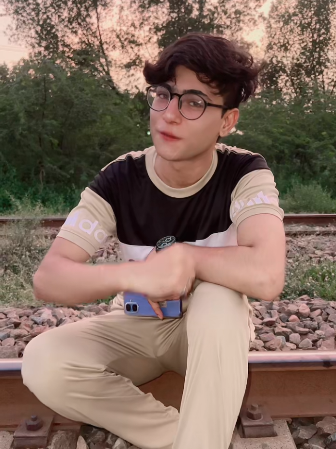 @Mohsin Lovely 🥰&hearts;️