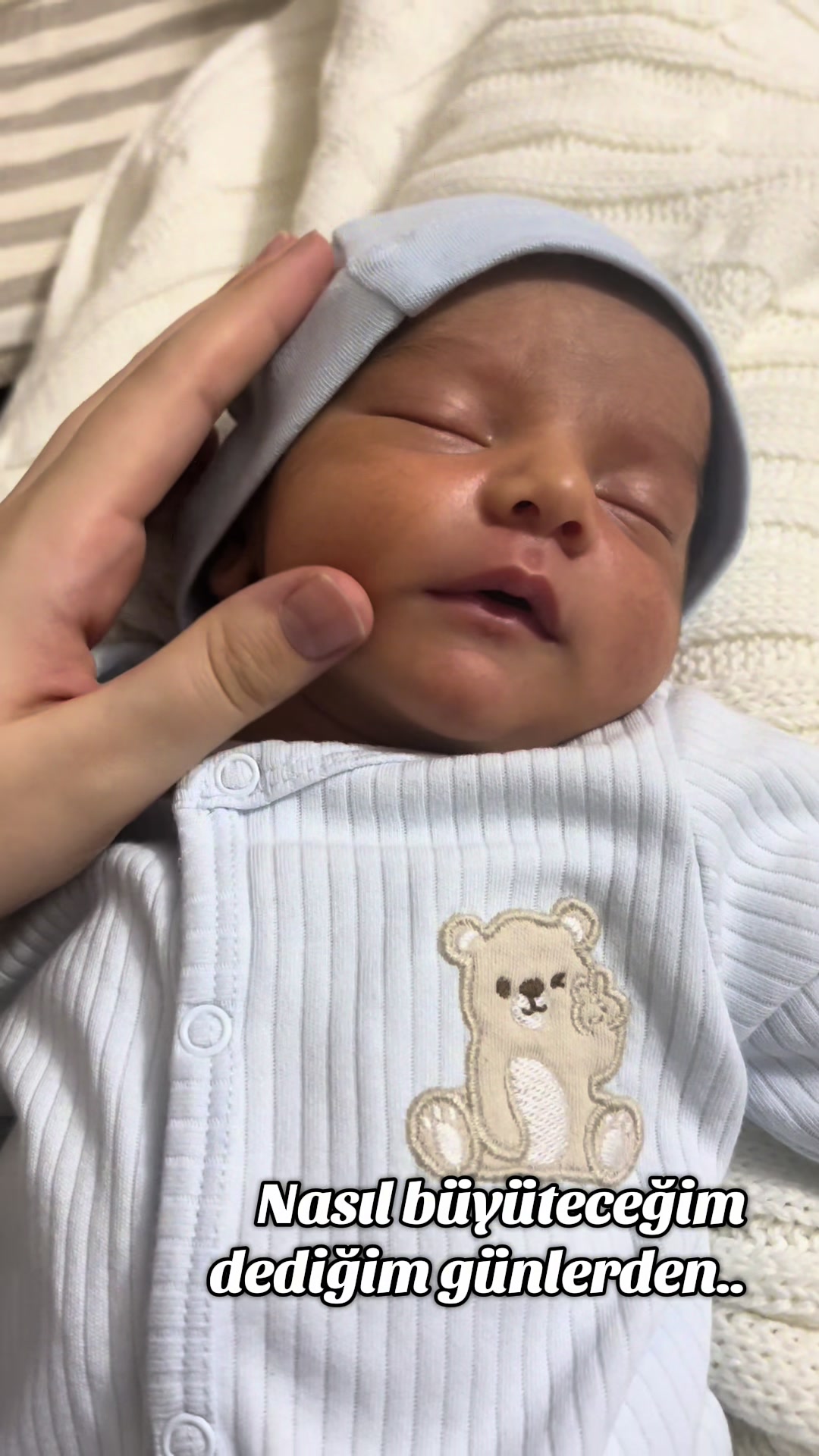 @Büşraakeee