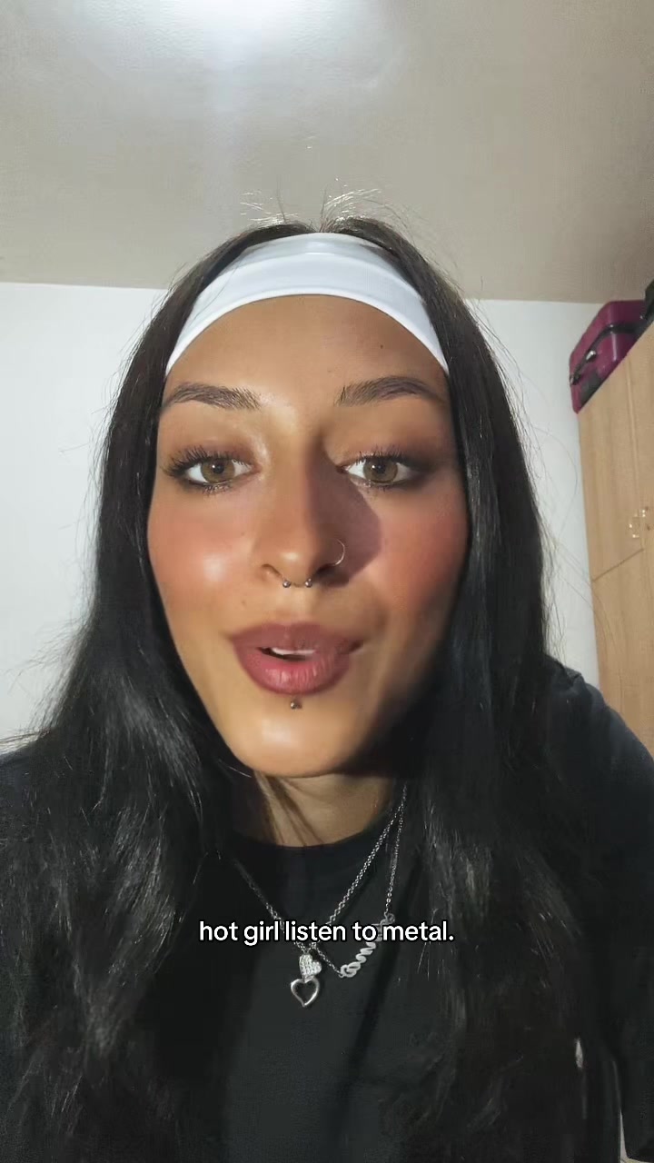 @Anna🤯