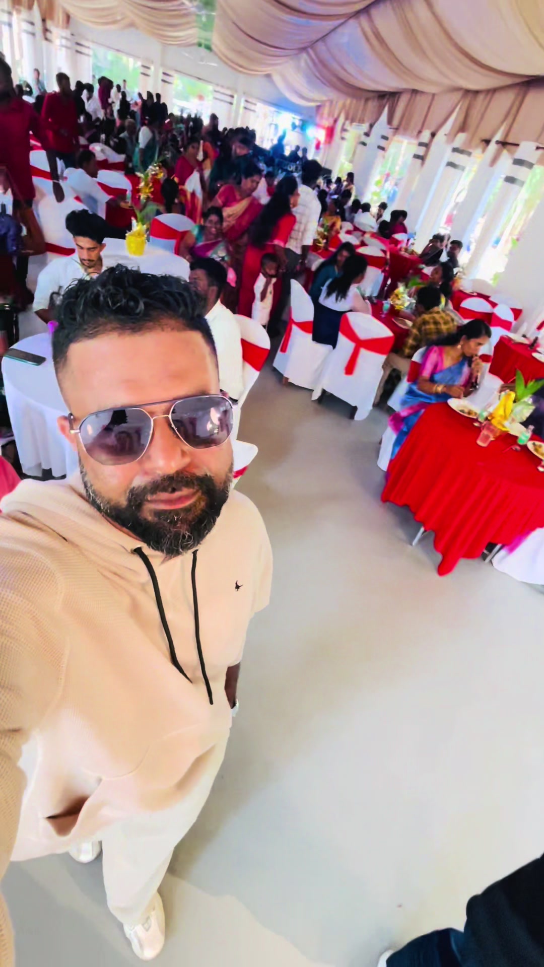 @uvahai உவகை