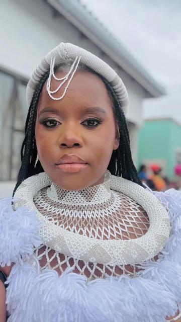 @LwandiNgubane🧸🎀