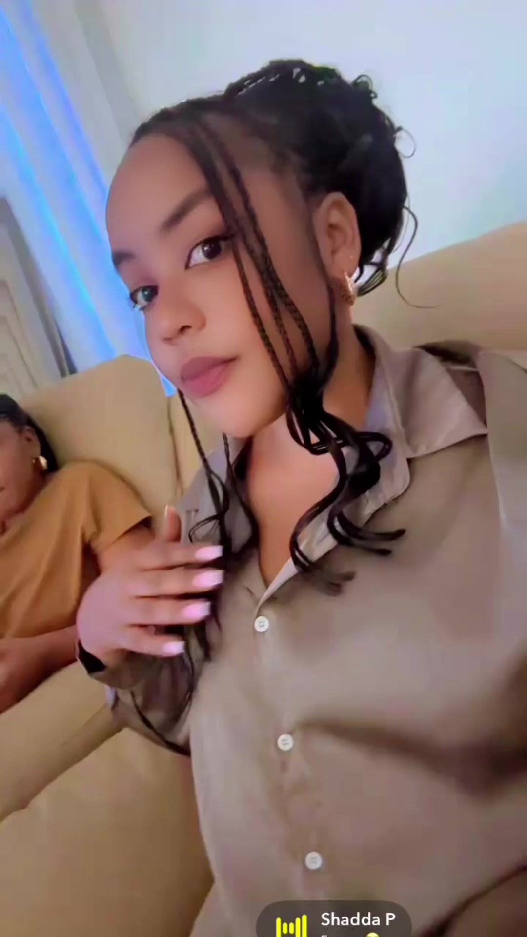 @Ellonie🧿