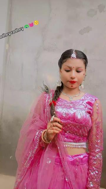 @Aachal✨