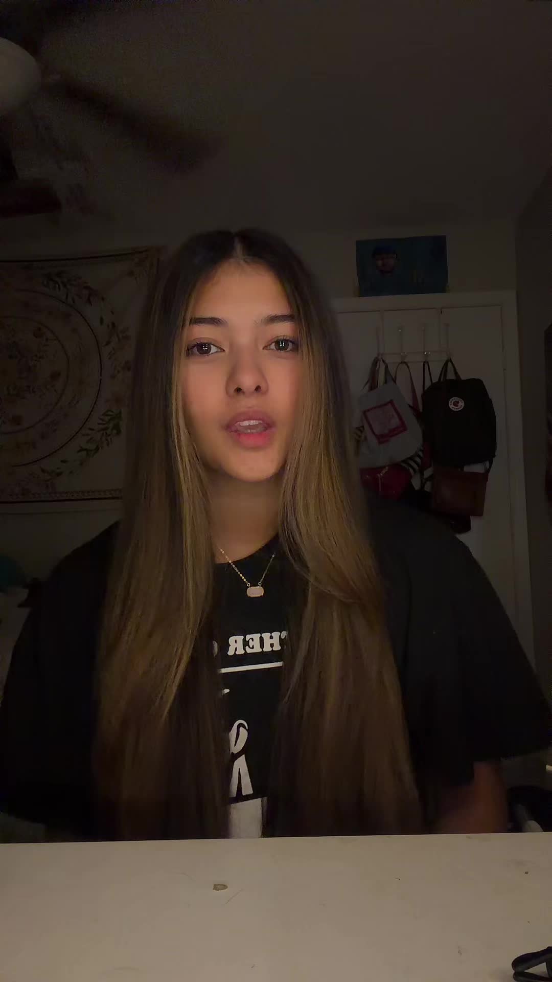 @Mia