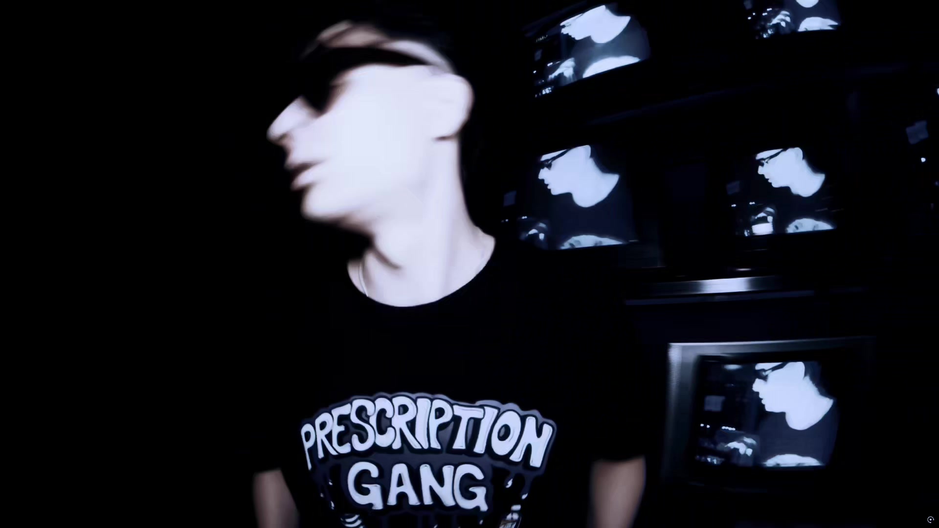 @TwizzyRaze