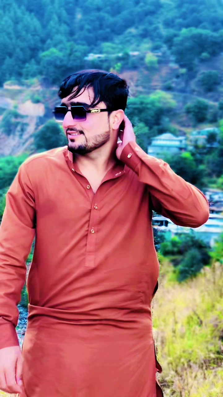 @Mr_ Zeeshan077