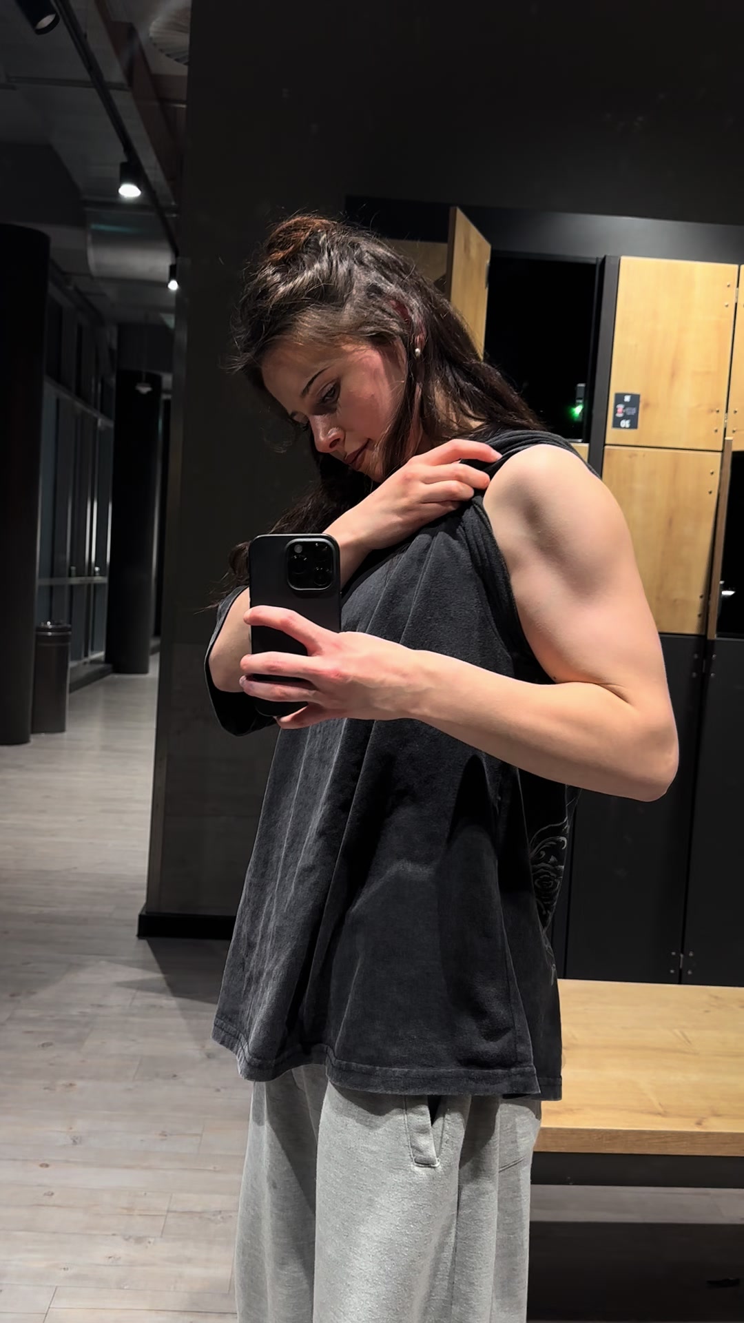 @laura.lxft