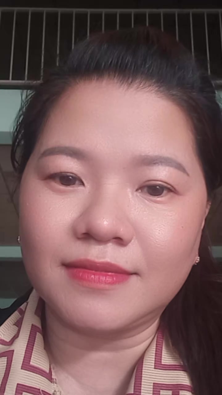 @🌹🎀Thu Thùy 76🎀🌹