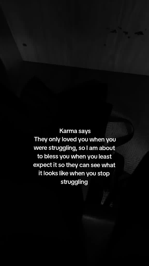 @LONELYLIFE💔