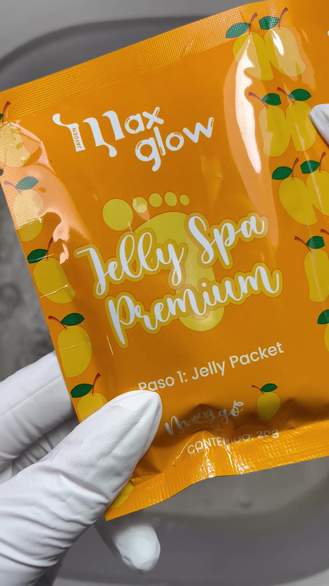 @Maxglow