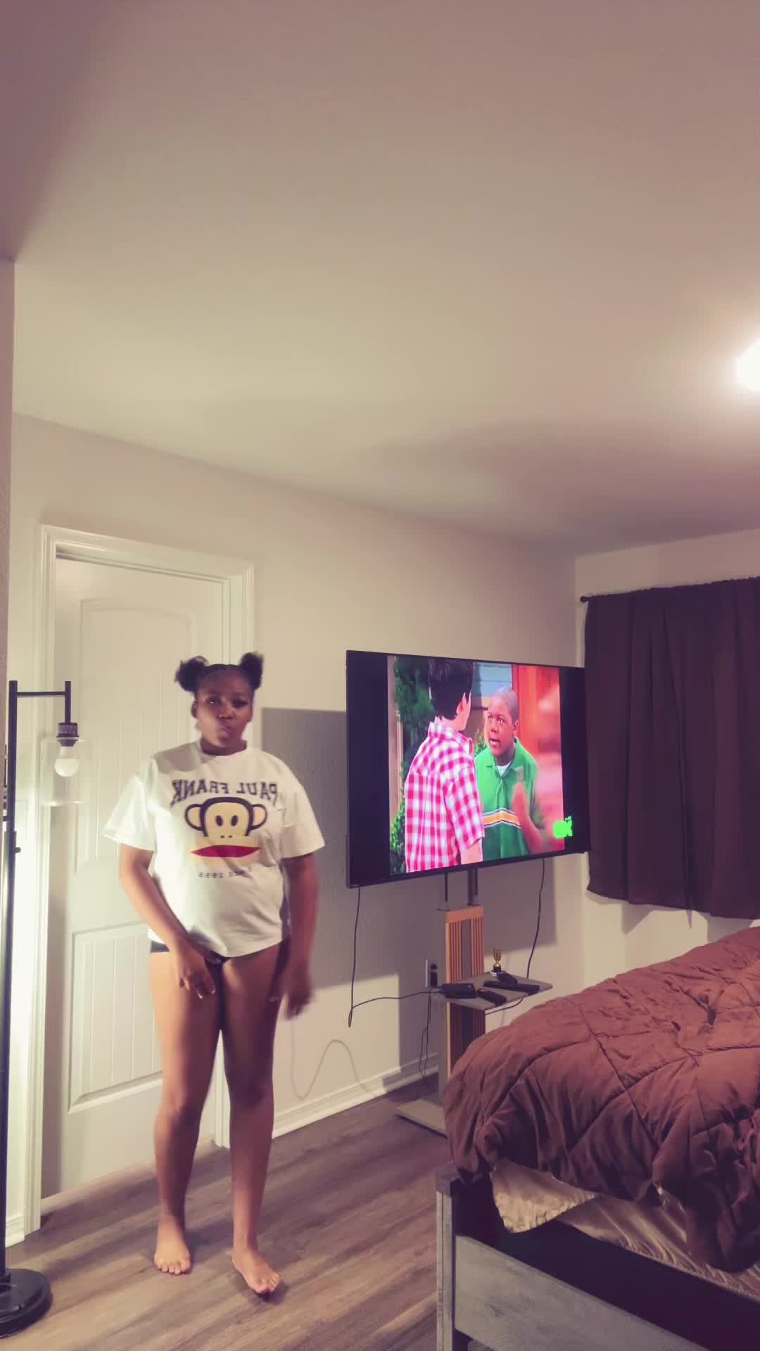 @theeziahmariee