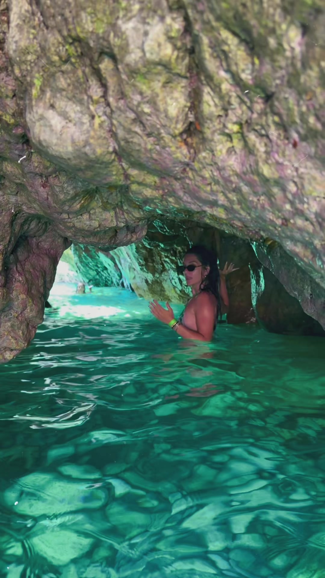 @Visitalbania__
