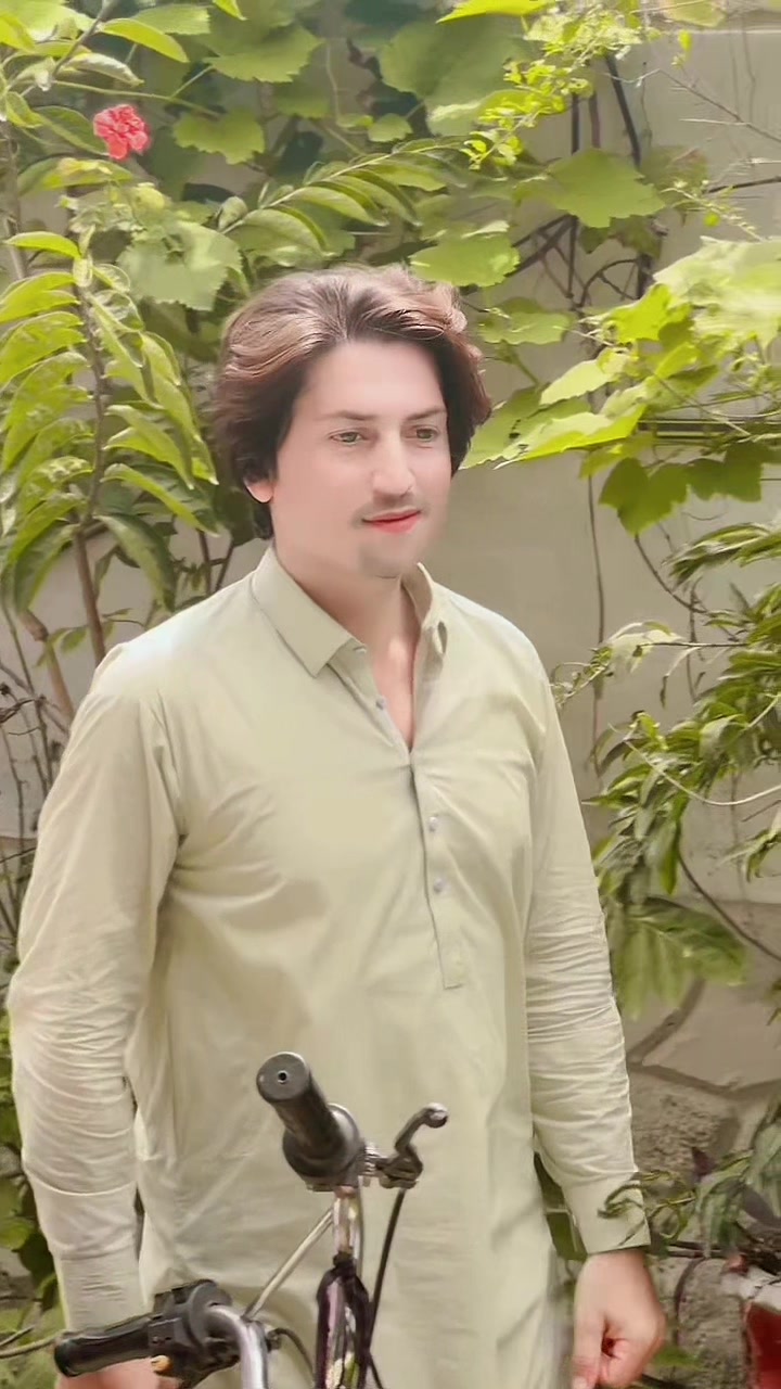 @H D Khan