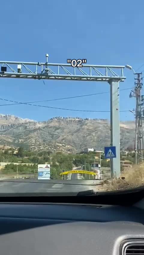 @G•
