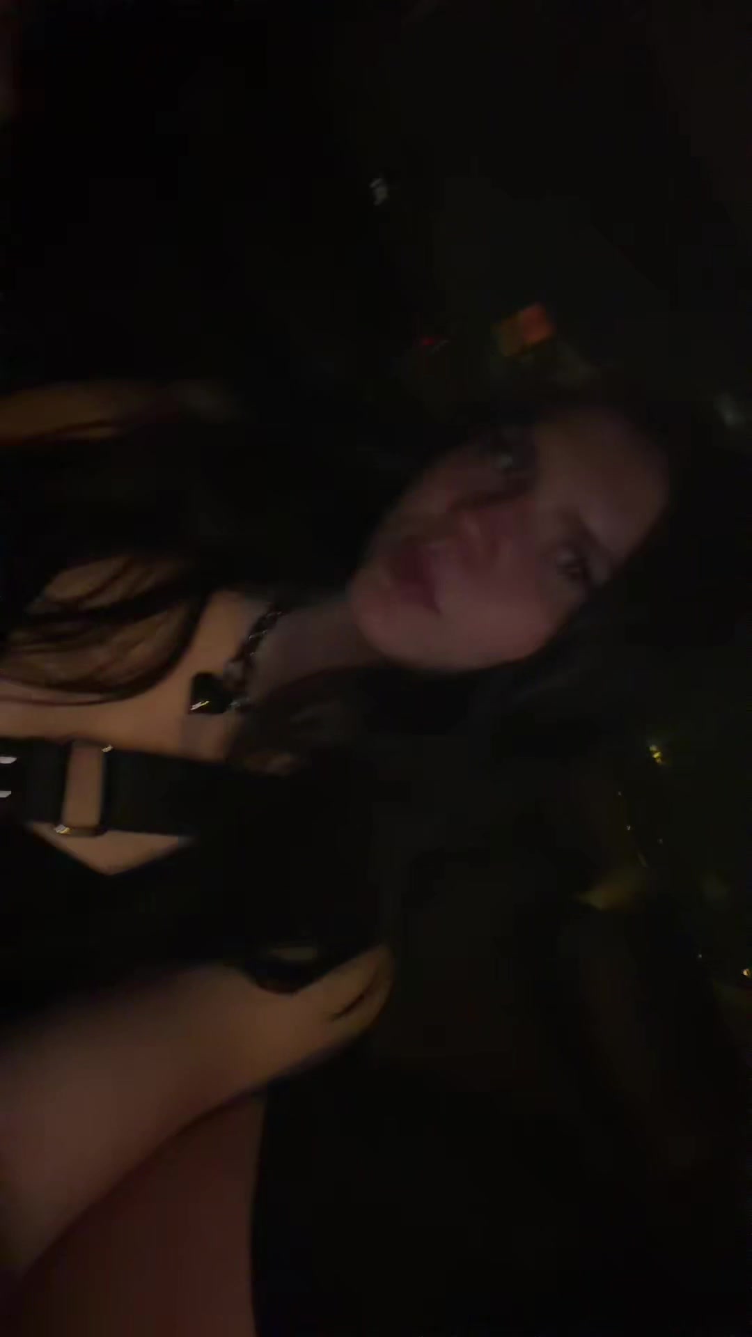 @Mia