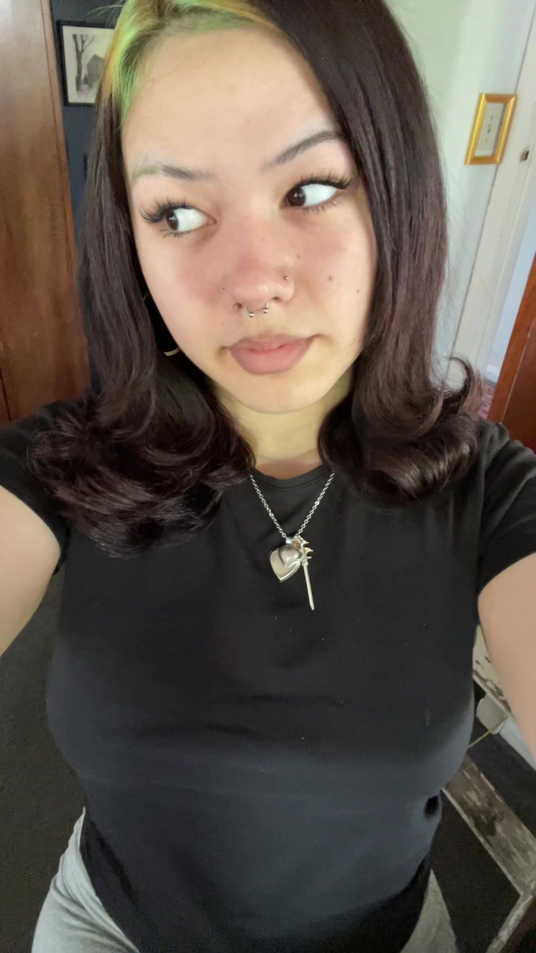 @Lizzyy