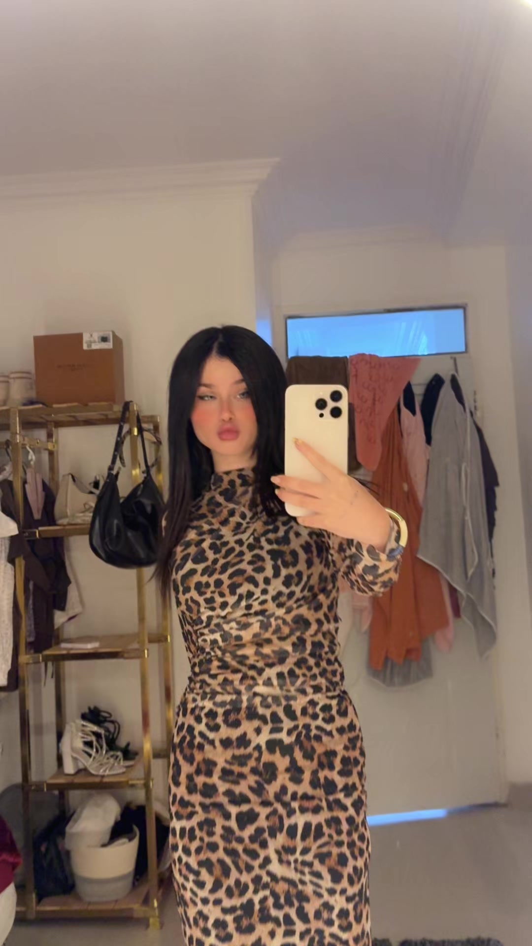 @yektahsnzdeh
