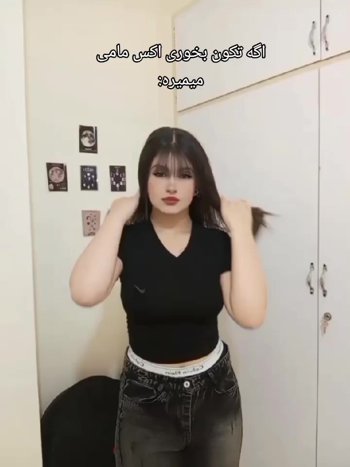 @theselenaw