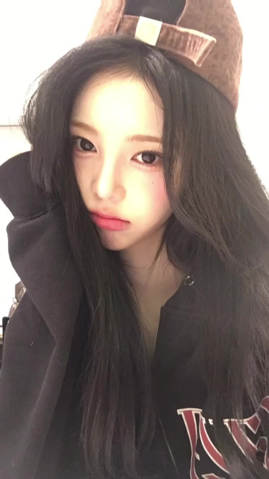 @J%