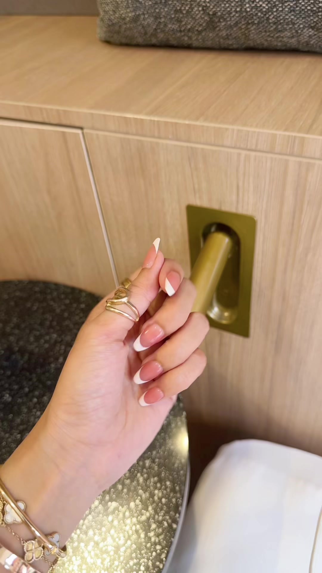 @Silvia Sisil