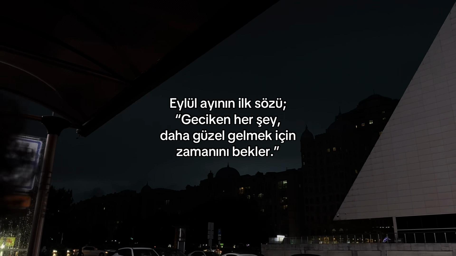 @𝓜.