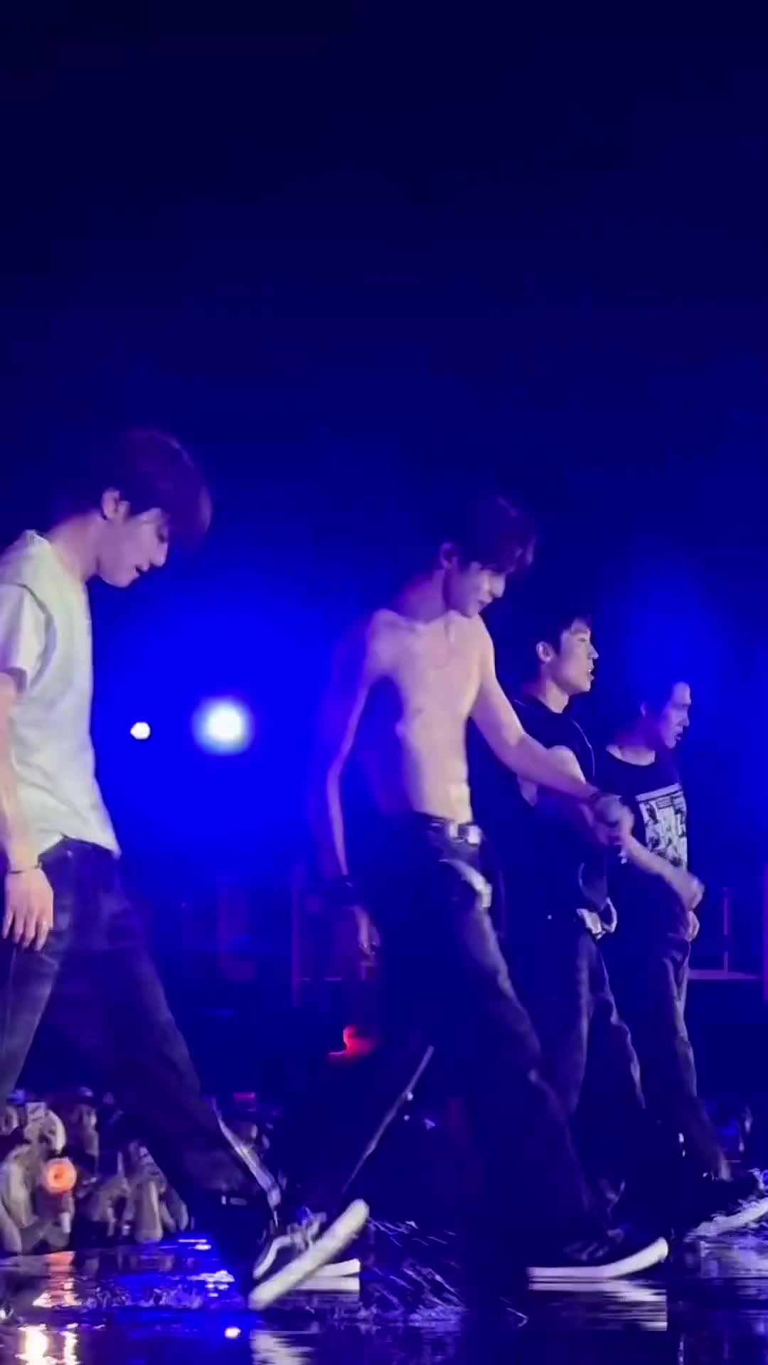 @wonbin smile