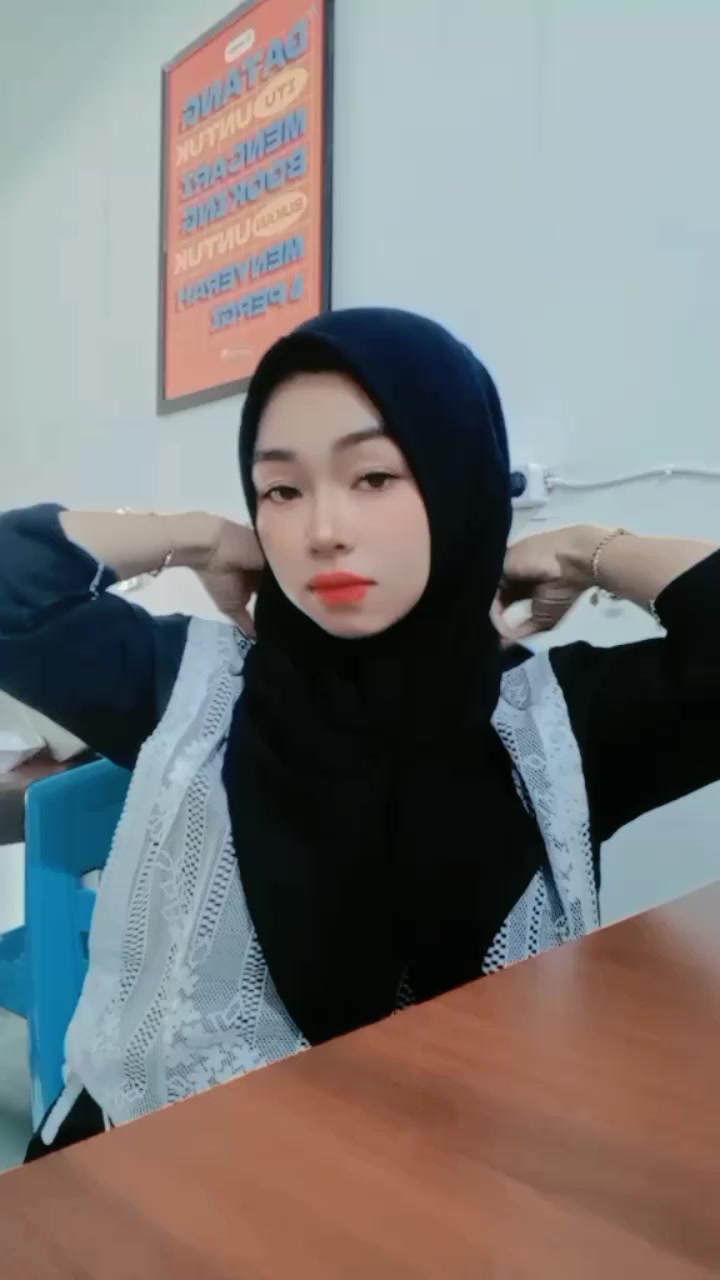@DUJ