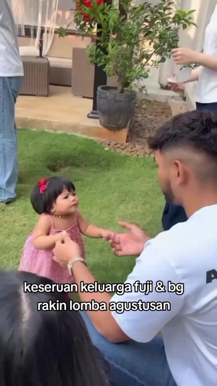 @F_MEDIA