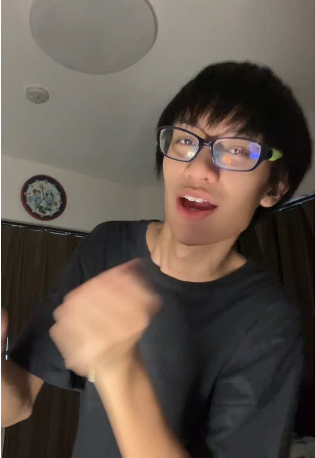 @HI IM JAY!