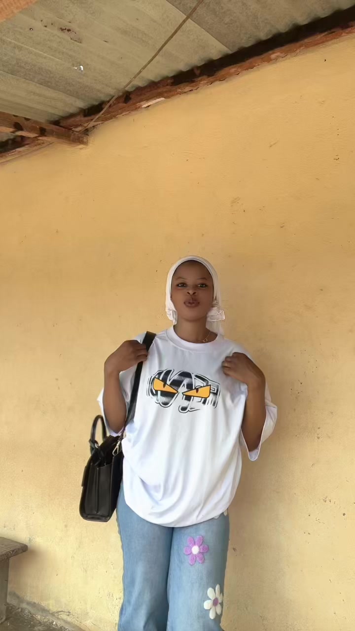 @Asta kabore🍀🥰