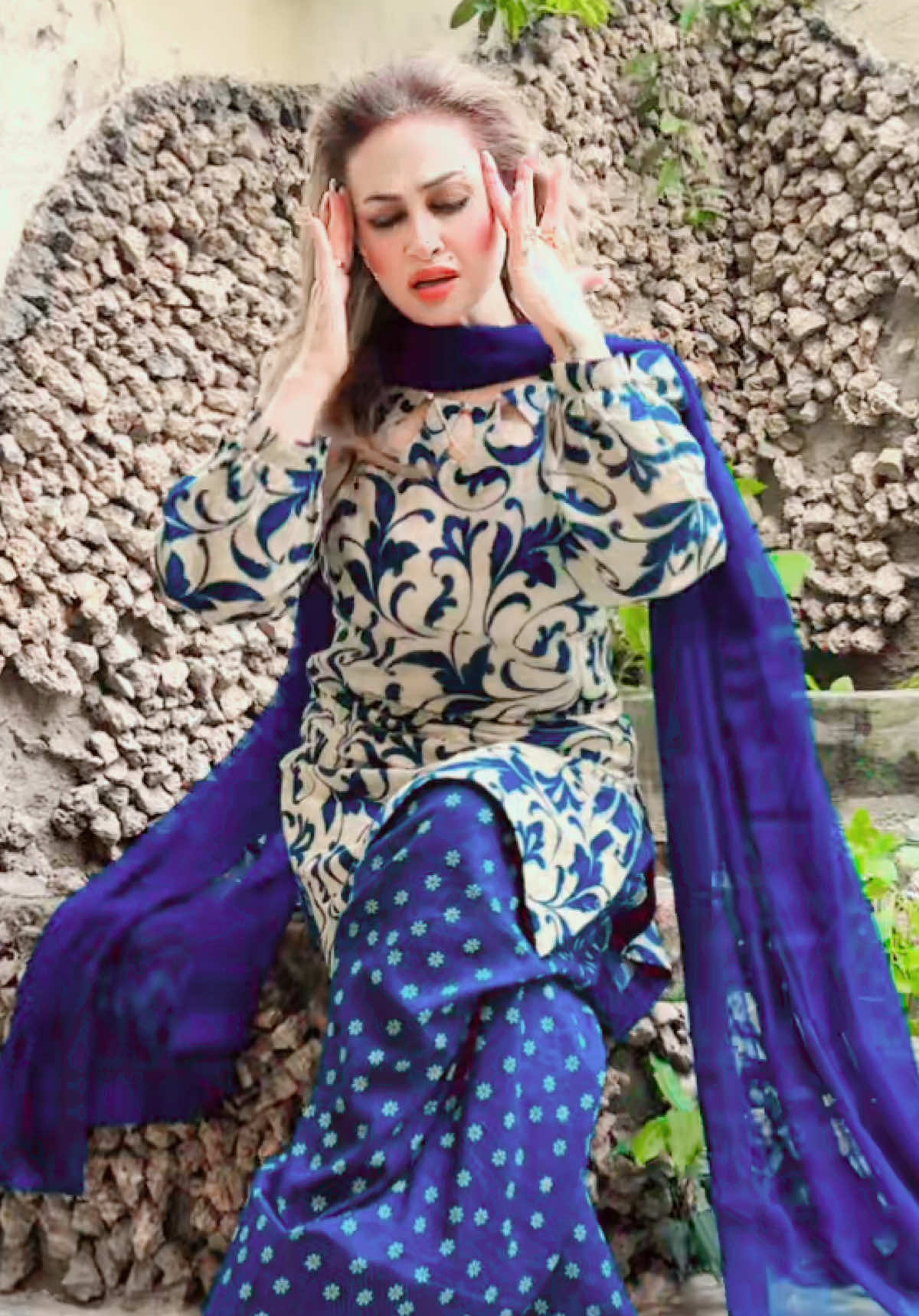 @Honey Shahzadi