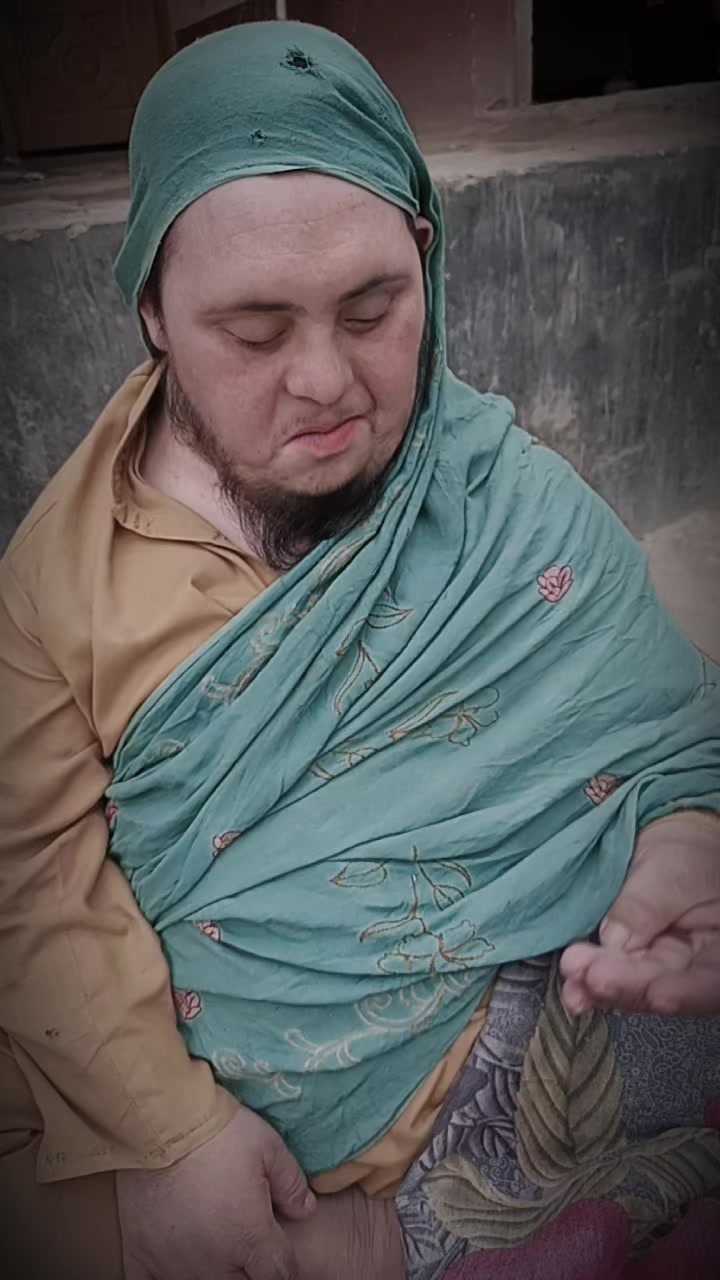 @momand7773