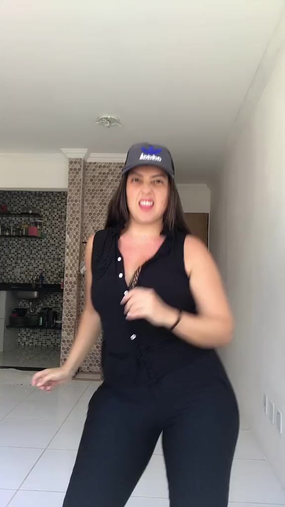 @🇧🇷🔹️꧁ঔৣPOBREঔৣ꧂🔹🇨🇭