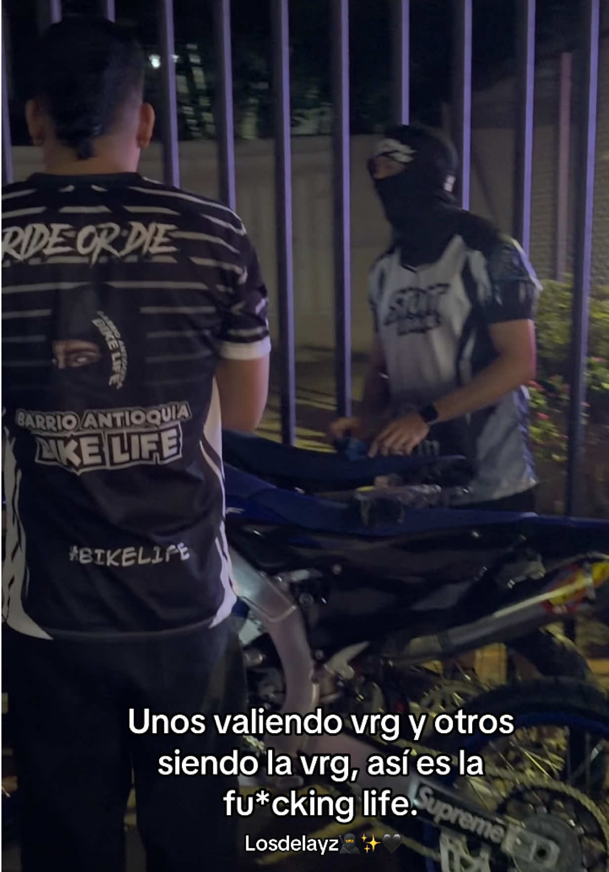 @Los de la yz