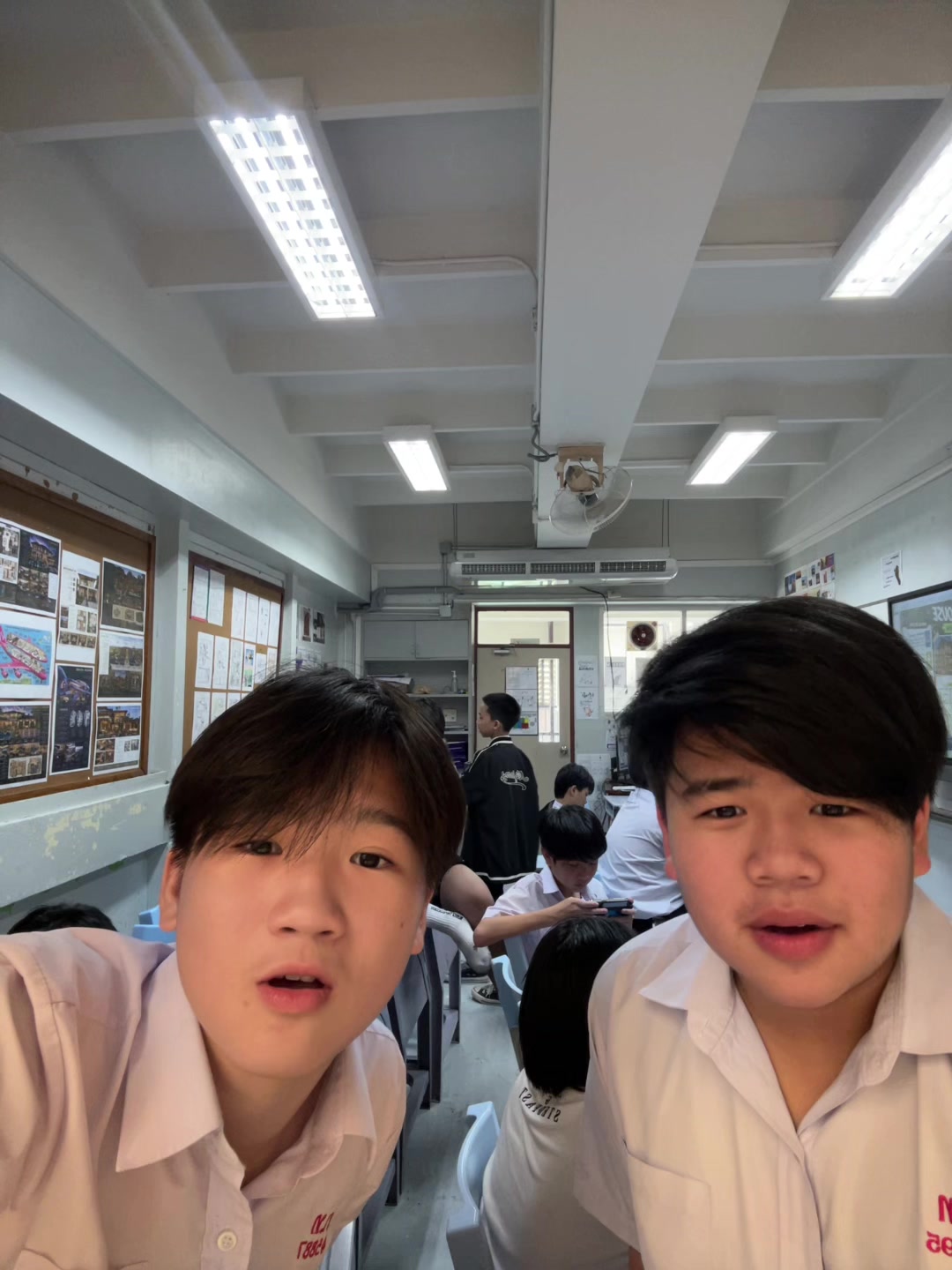 @ตอตง