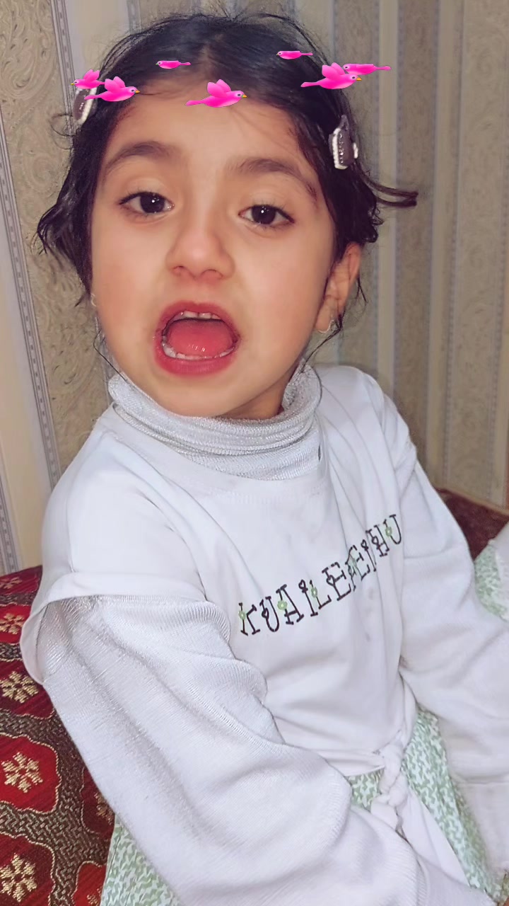 @FARWA QUEEN 👑