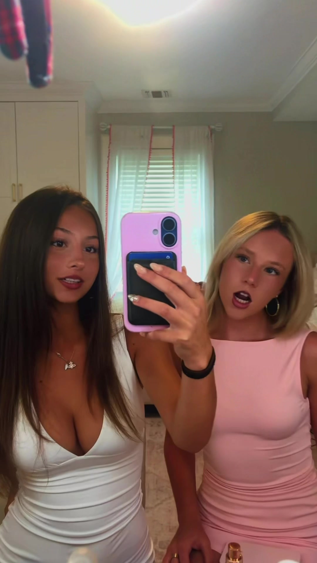 @ella🪽