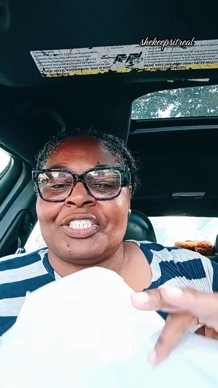 @(She Keeps It Real)