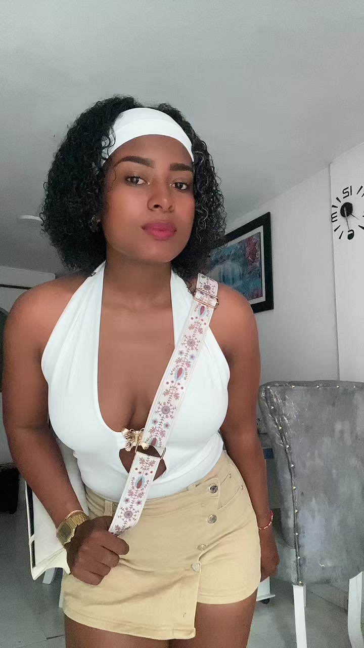 @Lady😍