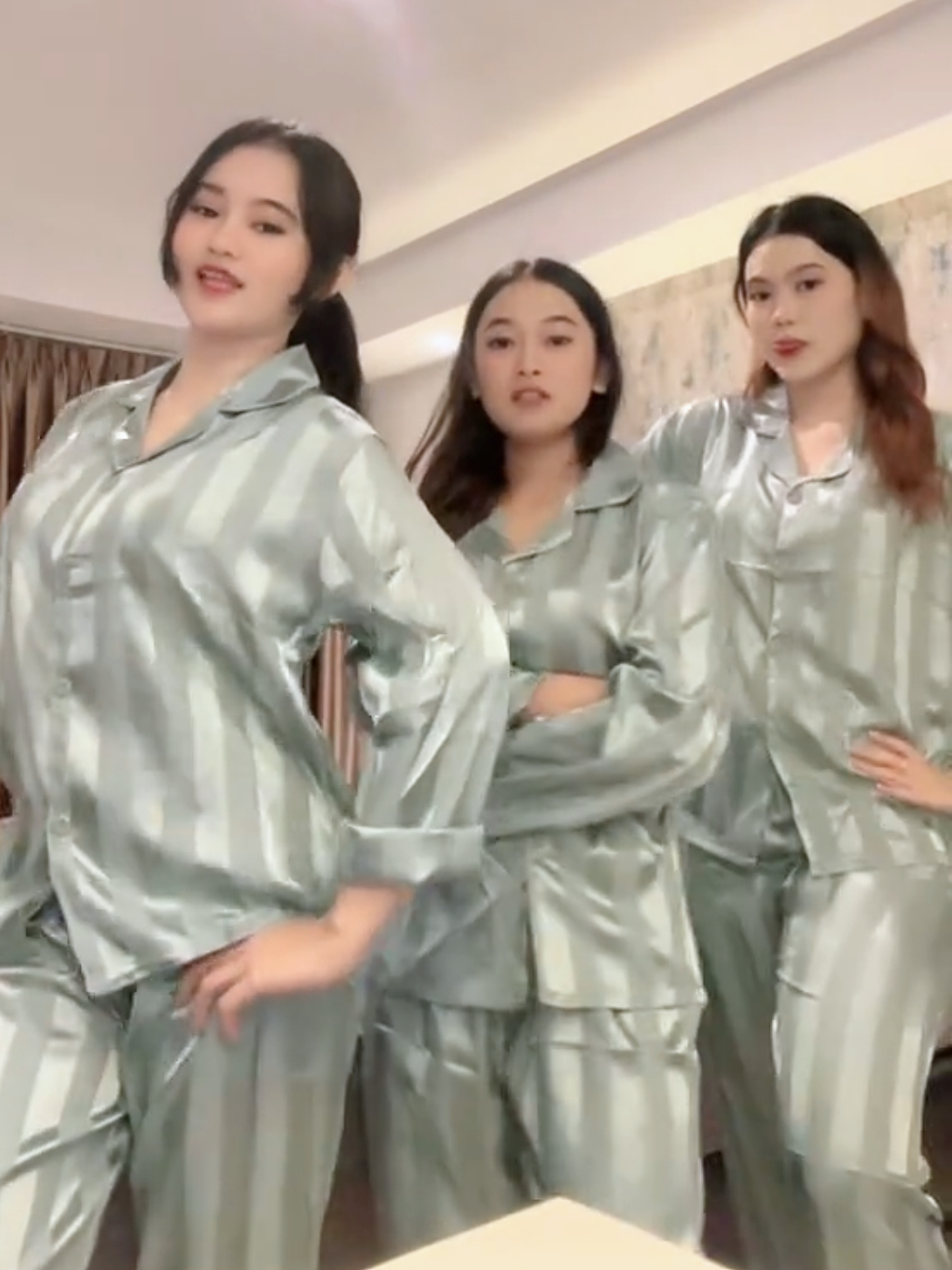 @Clara Sleepwear