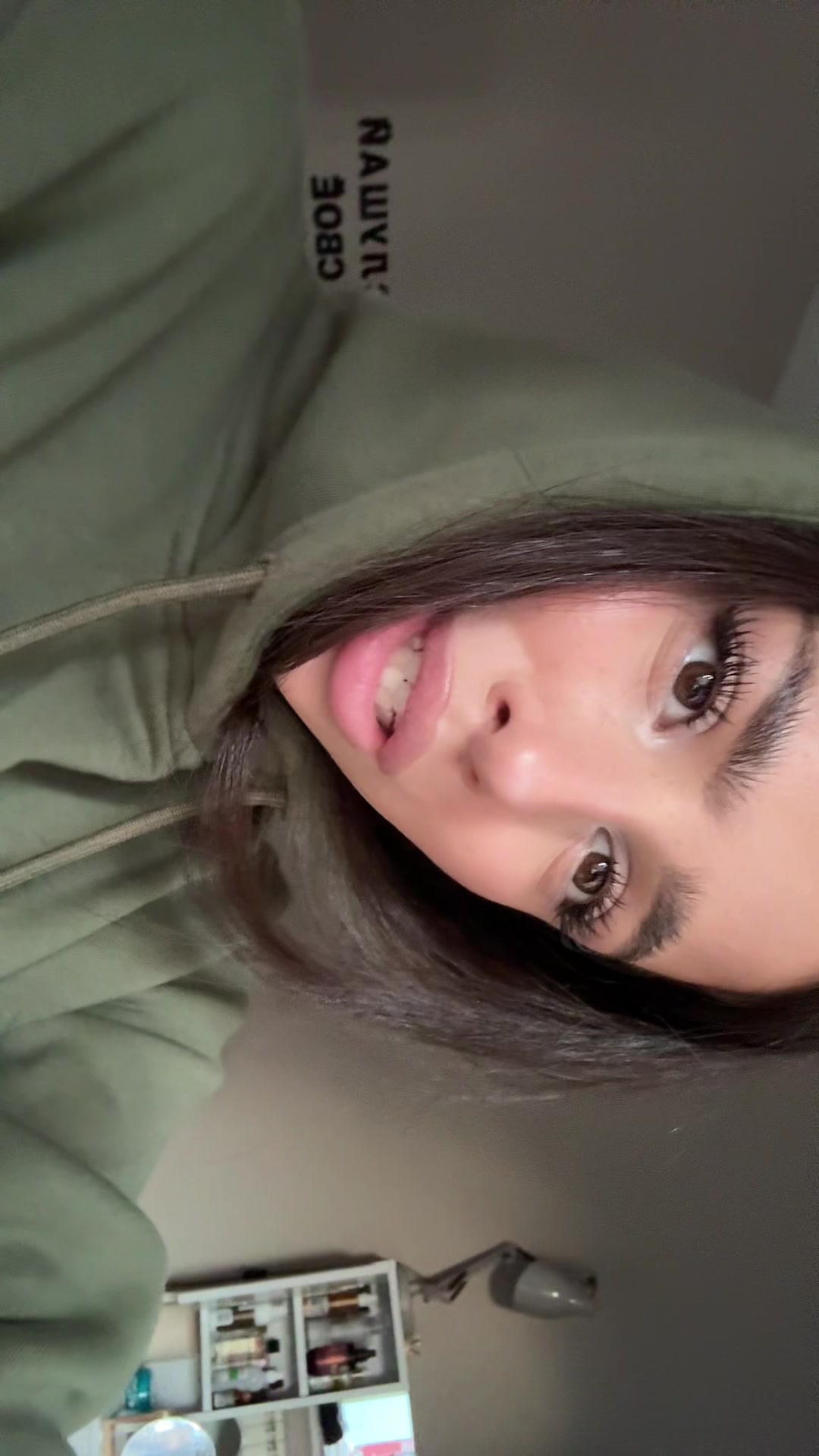@arinaaiis