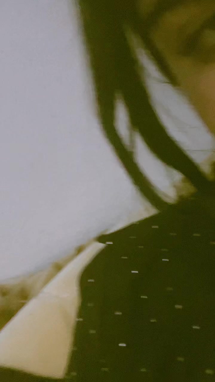 @lllloren