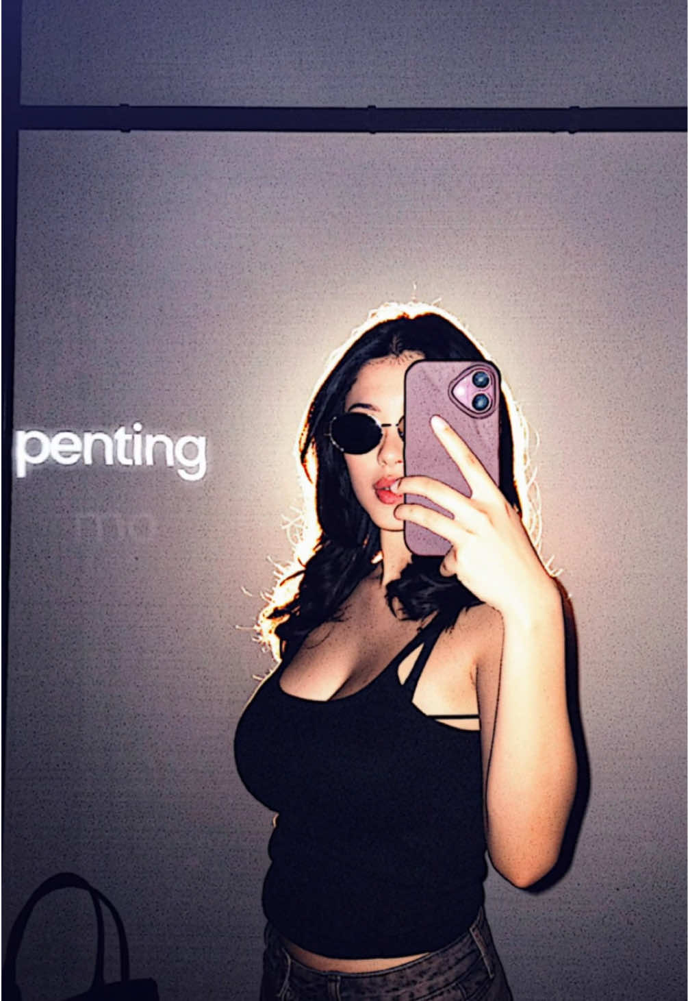 @zzneya