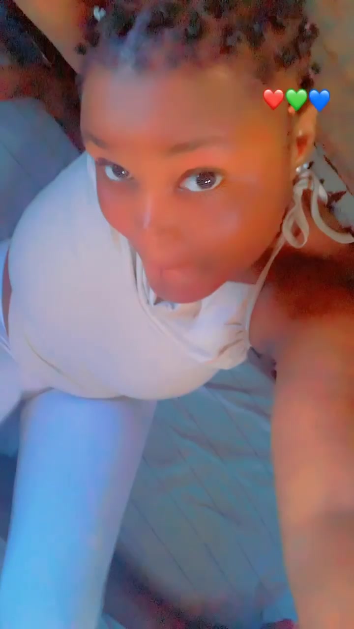 @Anikeade💕💕🥹