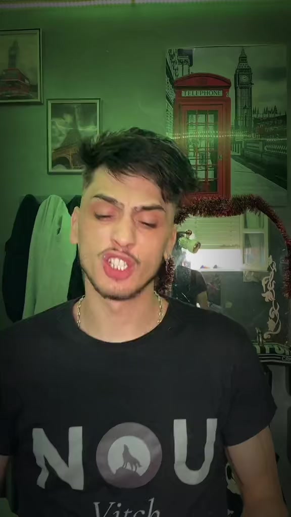 @𝓝𝓸𝓾𝓻𝓲 🐺
